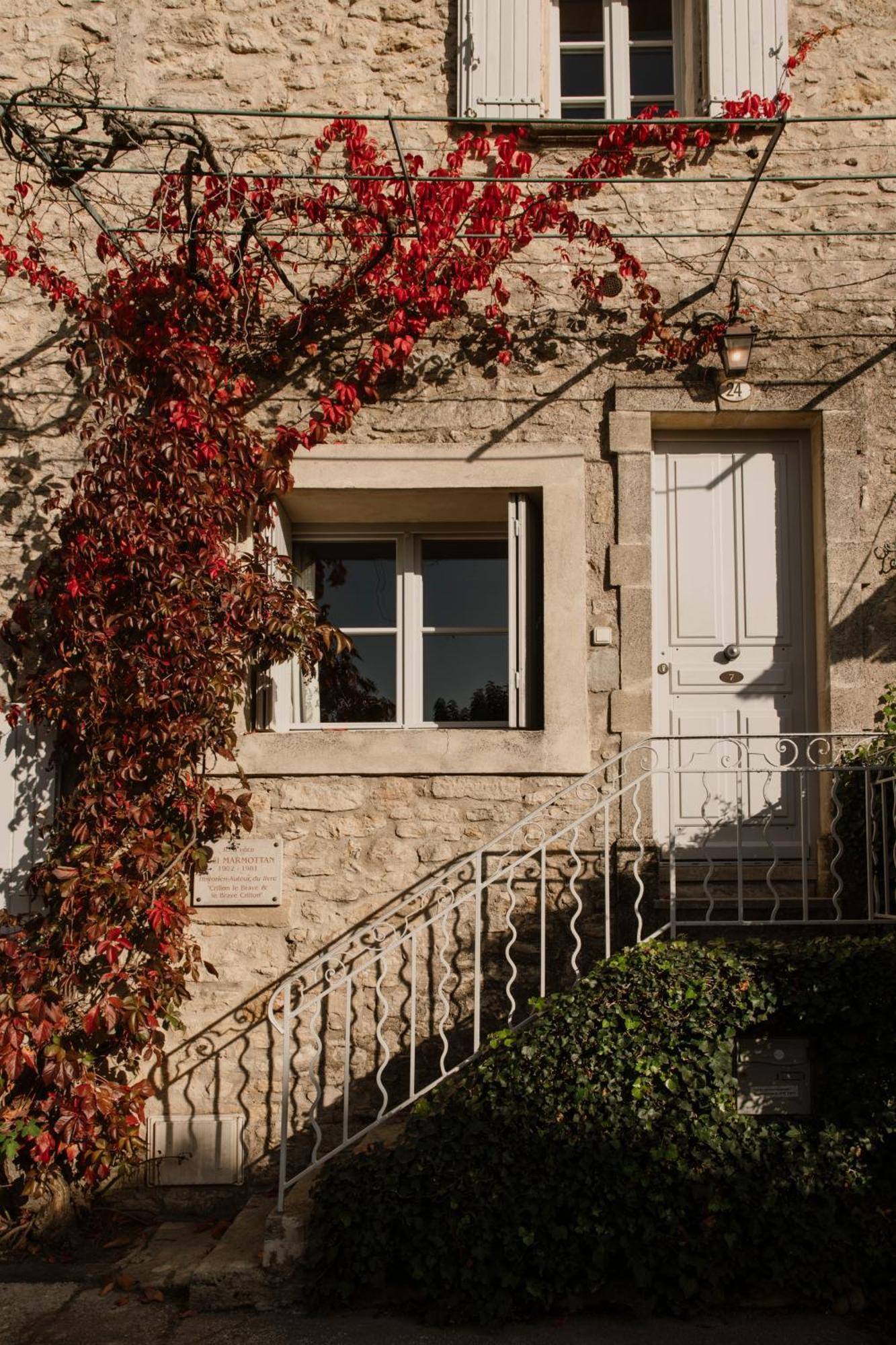 Hotel Le Brave Crillon-le-Brave